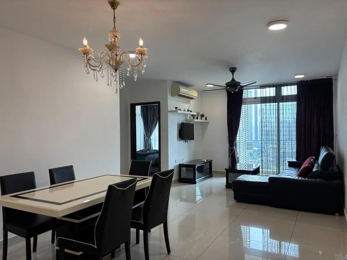 Jb 1Min Walk To Ksl Mall 5-7Pax Bathtub Smarttv Johor Bahru Malaysia