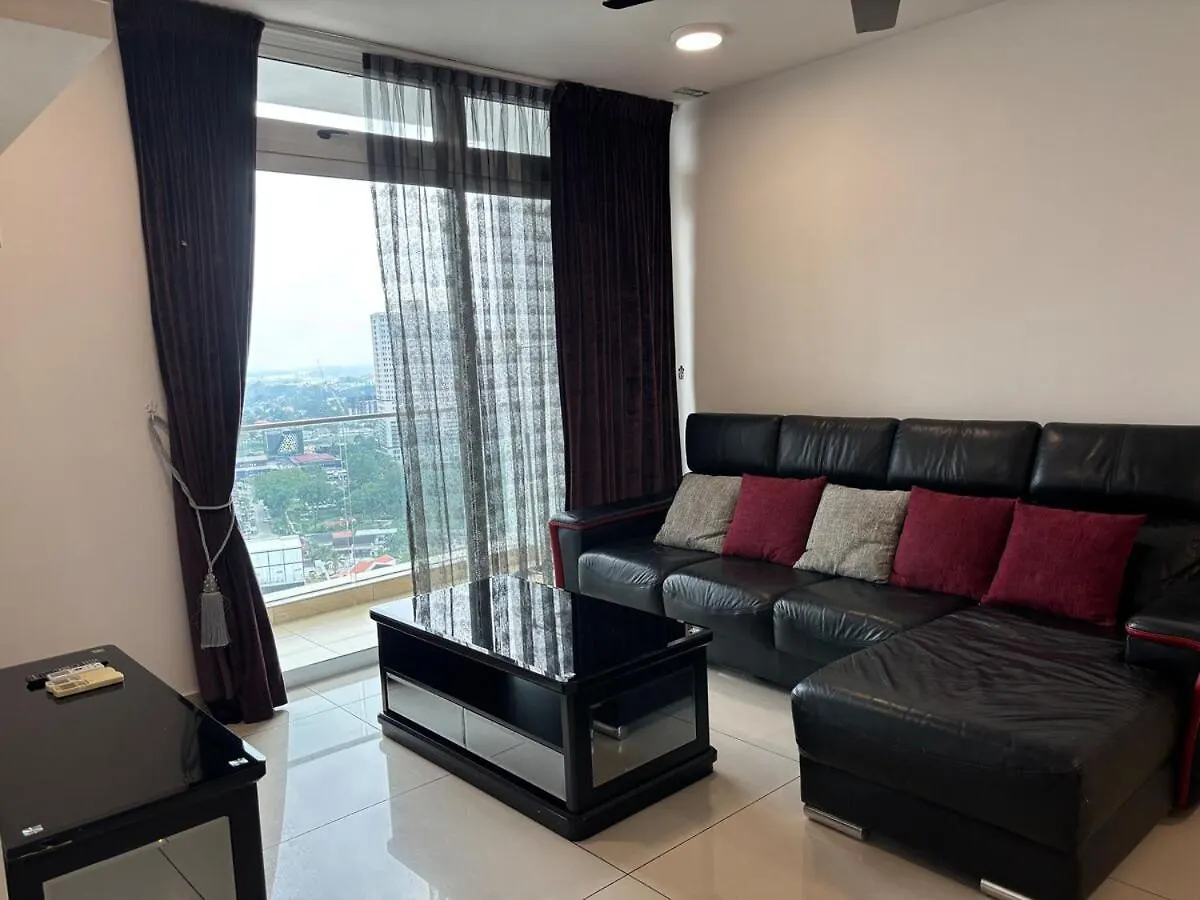 Jb 1Min Walk To Ksl Mall 5-7Pax Bathtub Smarttv Johor Bahru Apartment